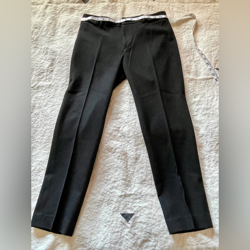 Classic black trousers by Club Monaco (size 6)